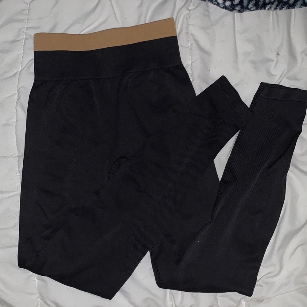 New Balance X Victoria Beckham leggings